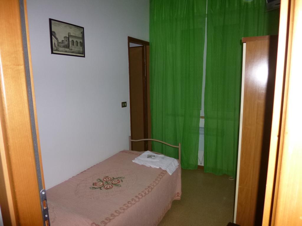 Hotel Consul 3*
