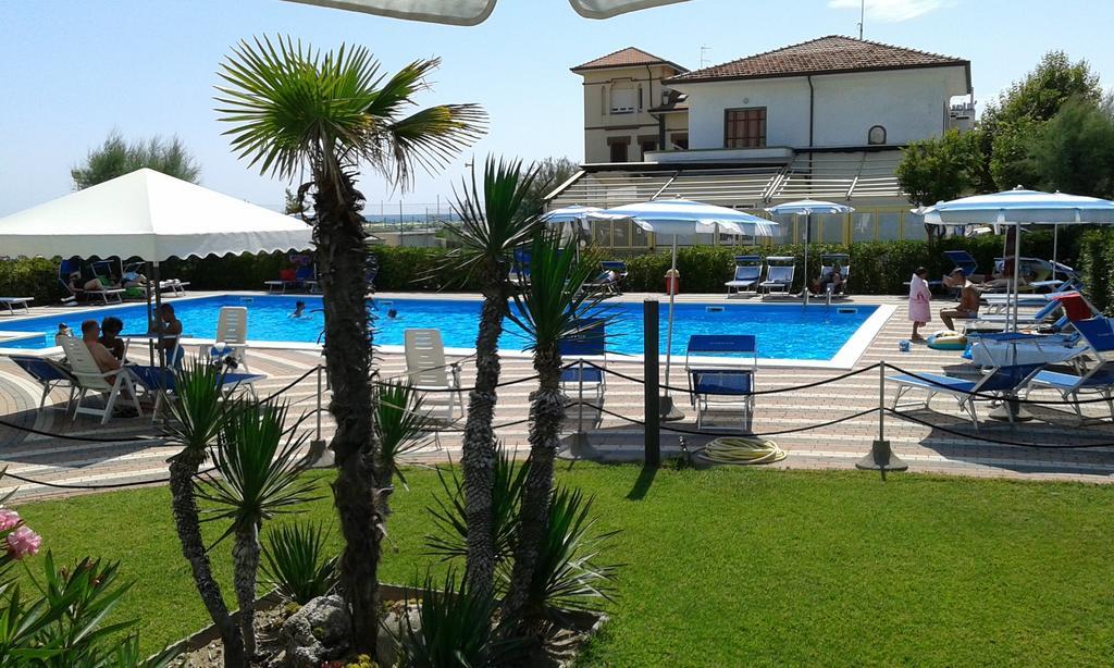 Atlantic Hotel 3*
