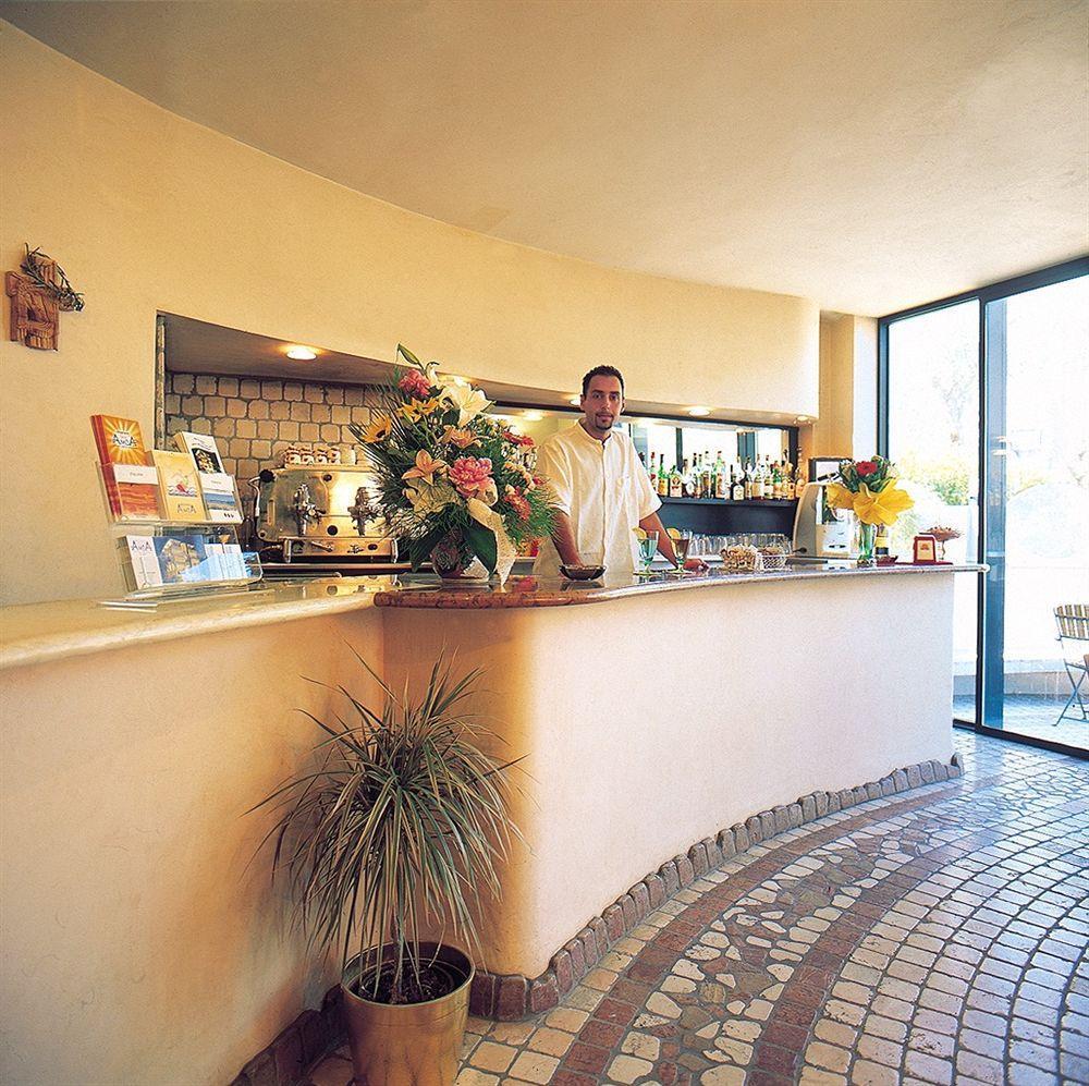 Hotel Amba 3*
