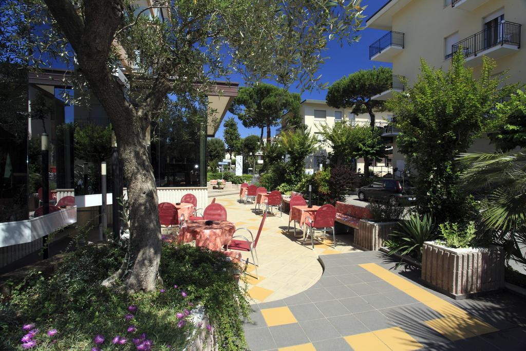 Hotel Conti 3*