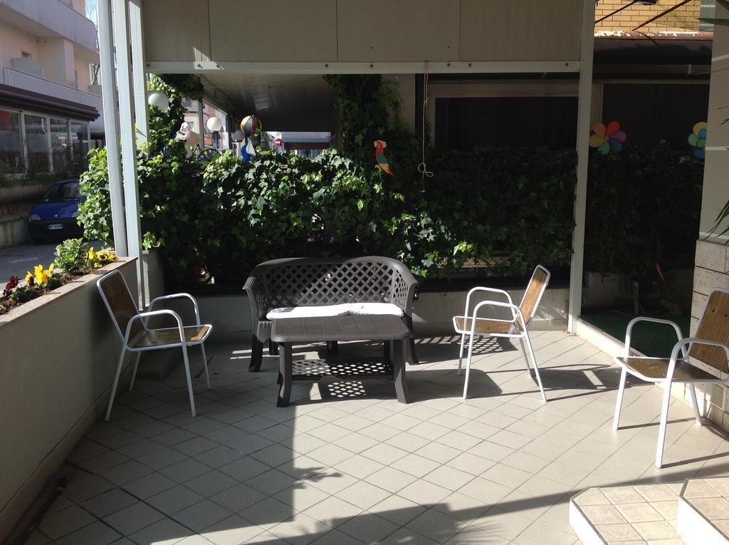 Laura Hotel Rimini