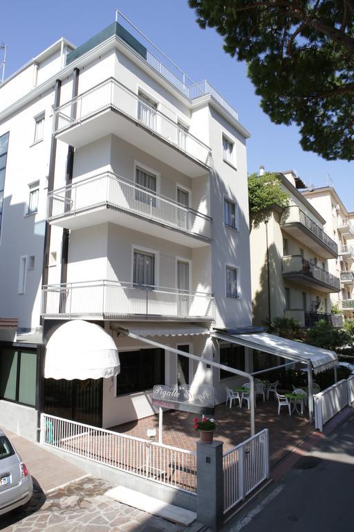 Hotel Pigalle *
