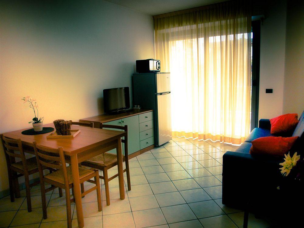 Aparthotel Dei Pini Rimini