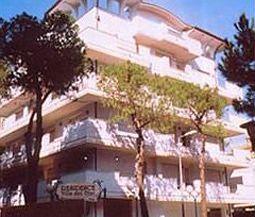 Aparthotel Dei Pini