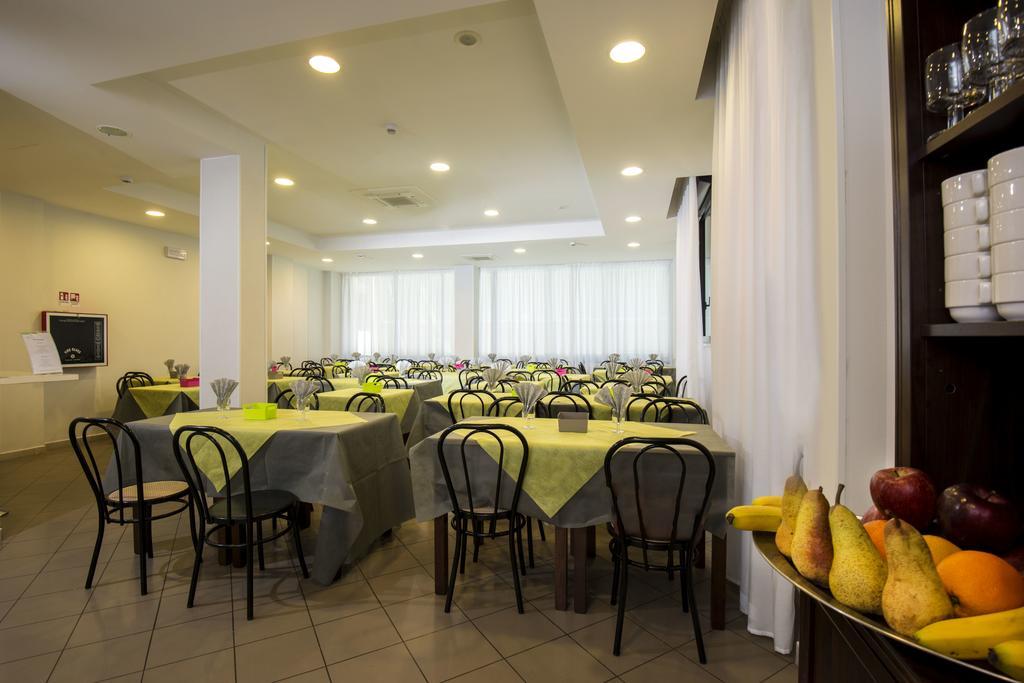Hotel Scarlet 3*