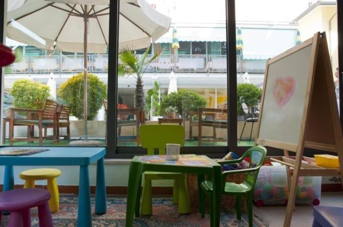 Jasmine Hotel