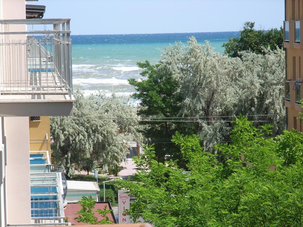 Nives Rimini