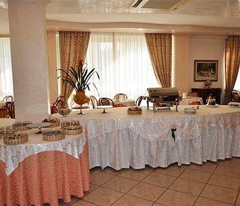 Hotel Gaston
