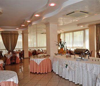Hotel Gaston 4*