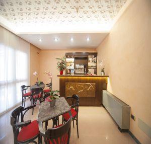 Manola Hotel 3*