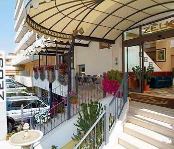 Zeus Hotel Rimini