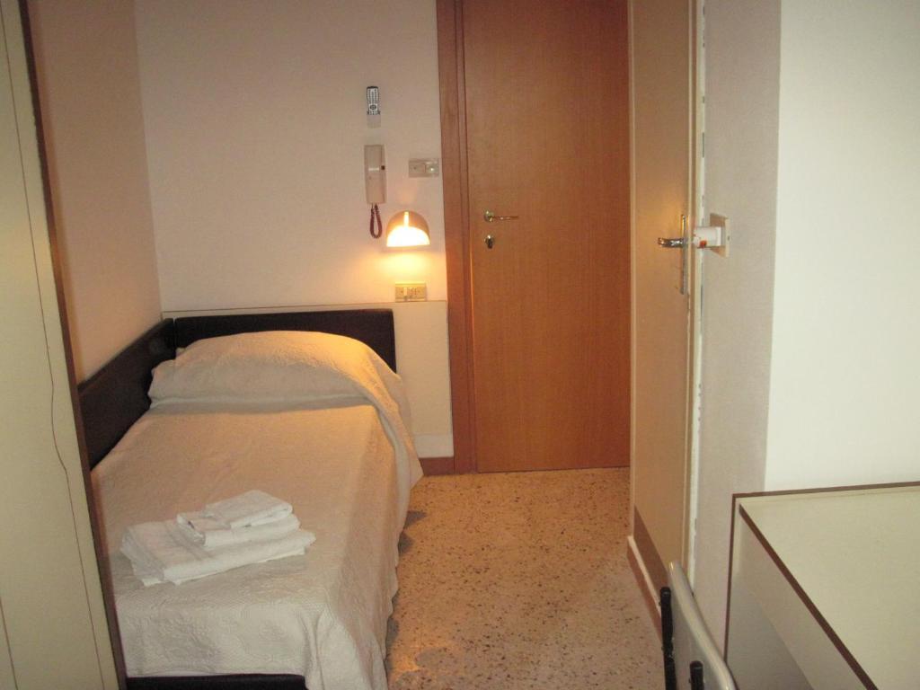 Tv Hotel 3*