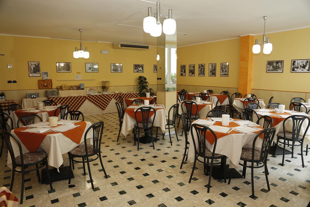 Hotel Dina Rimini