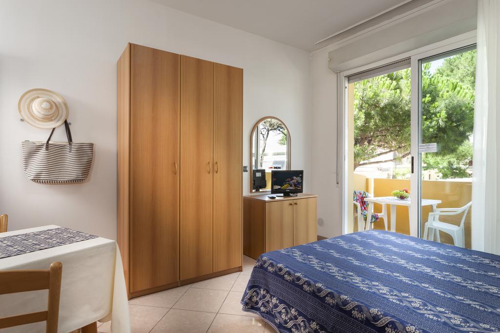 Piccadilly Aparthotel 3*
