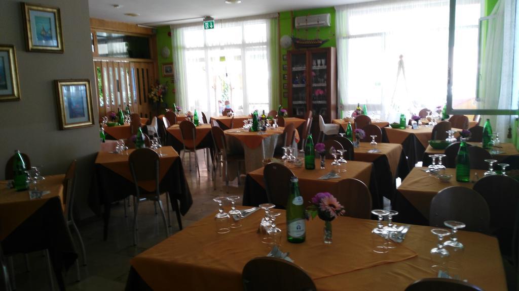 Simon Hotel 2*