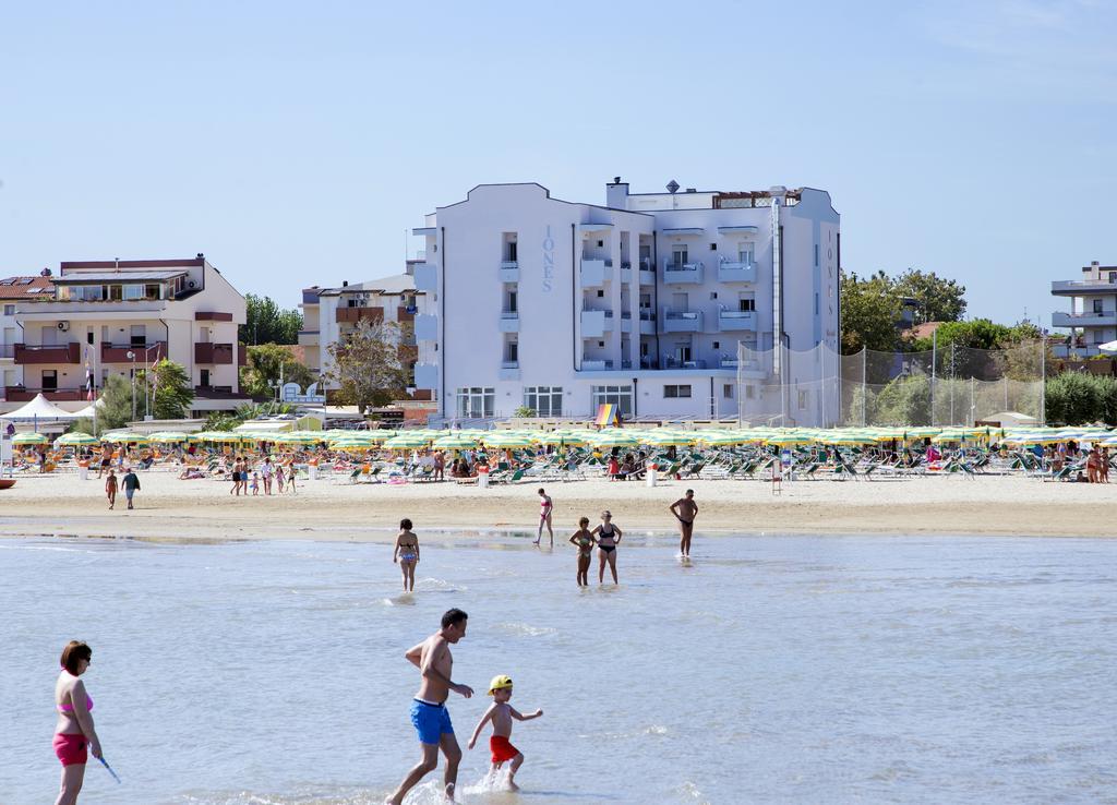 Iones Hotel Rimini
