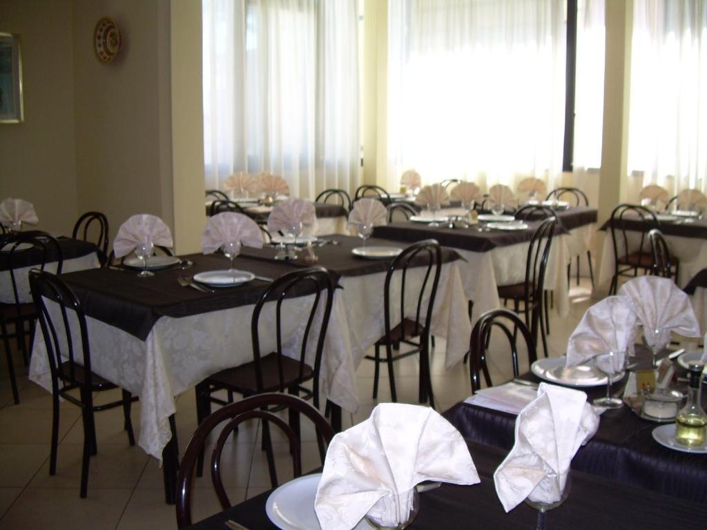 Vienna Rivazzurra Hotel