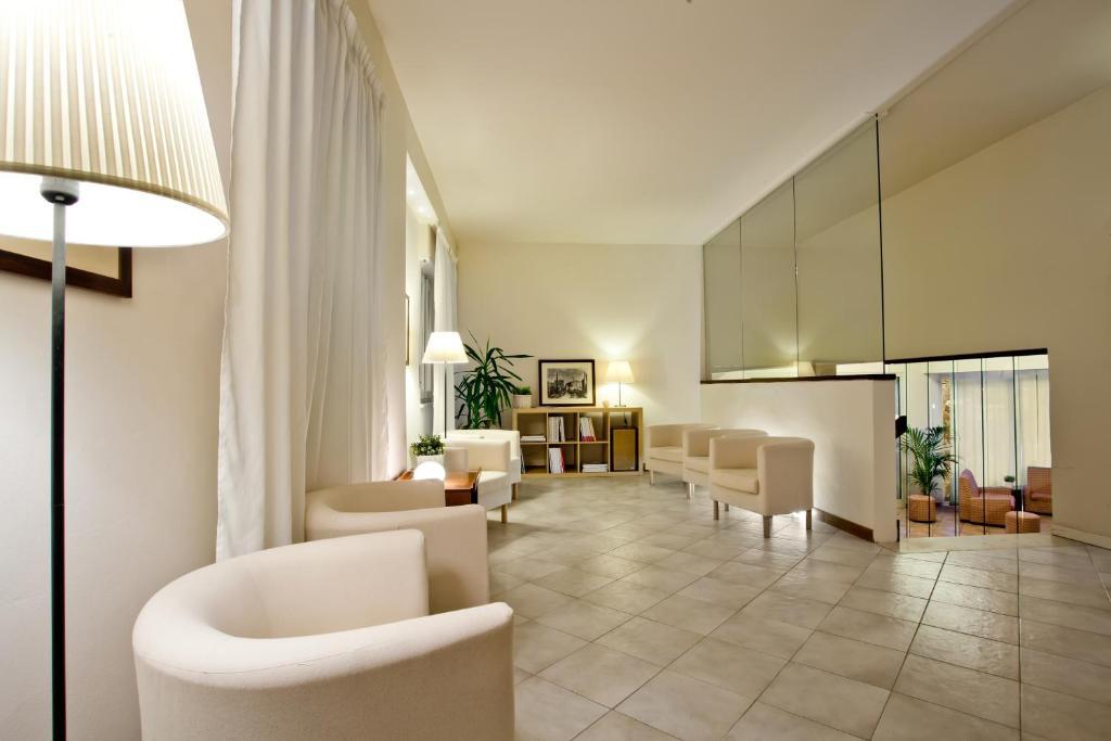 Hotel Esplanade 3*