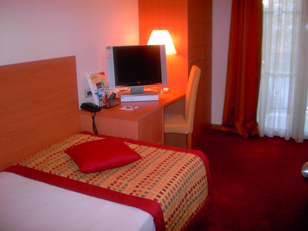 Accademia Hotel 3*