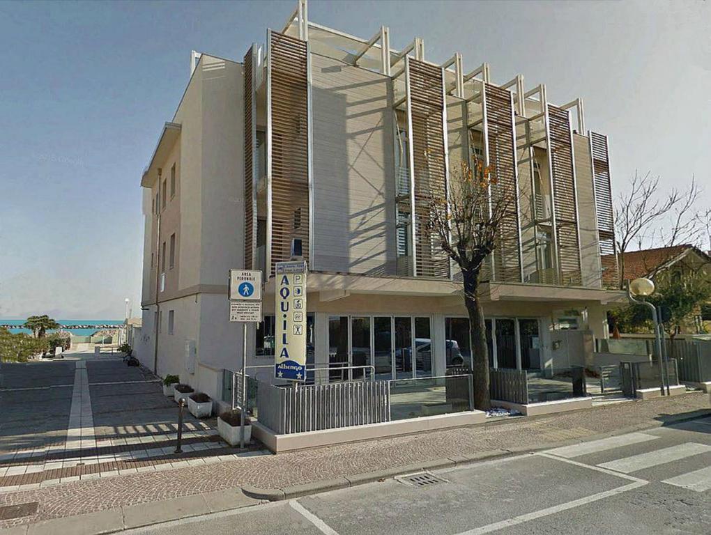 Hotel Aquila 2*