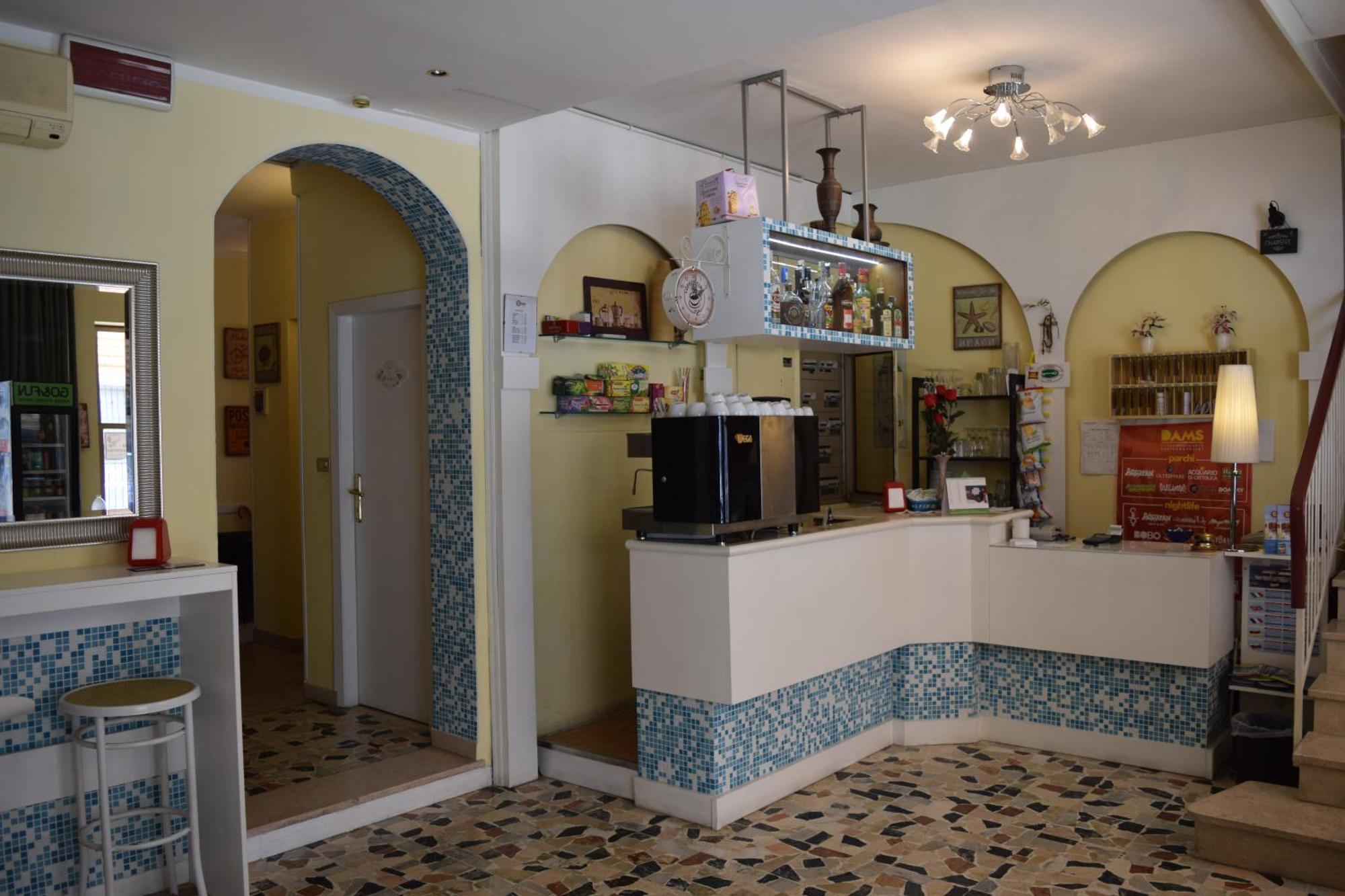 Hotel Ottavia 2*