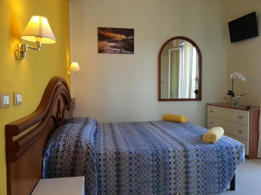 La Aparthotel 3*