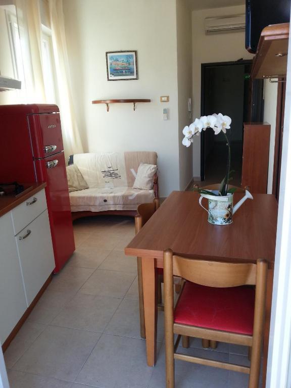 Aparthotel La 3*