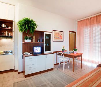 Auriga Aparthotel 3*