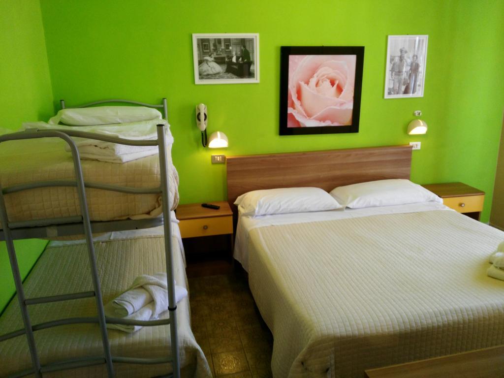 Hotel Simon