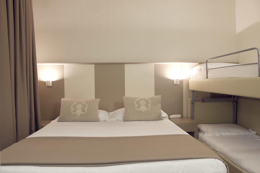 L'hotel Hotel 3*
