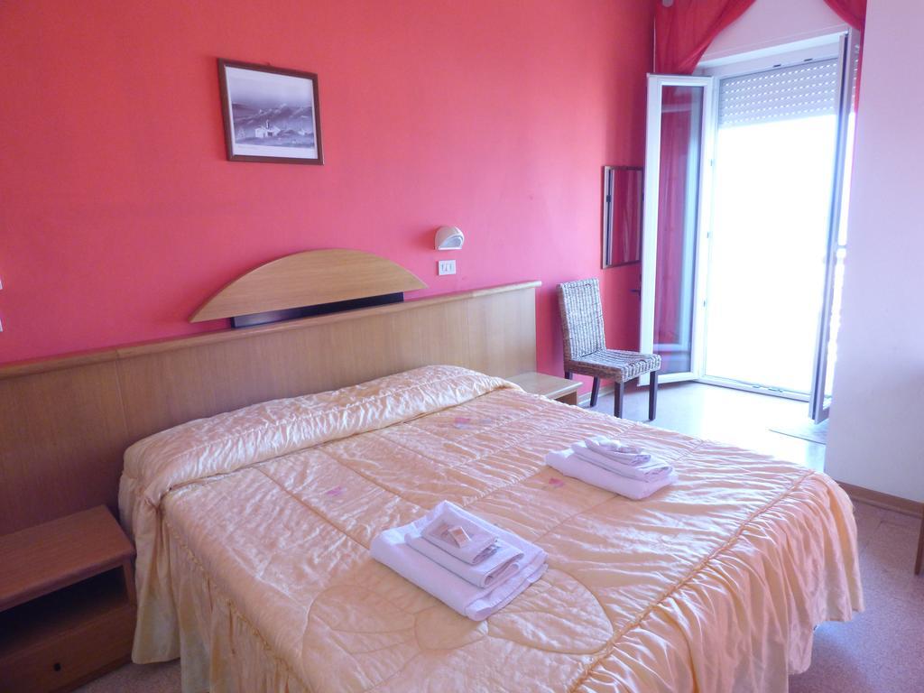 Consul Hotel