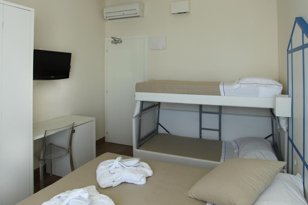 Mini Hotel