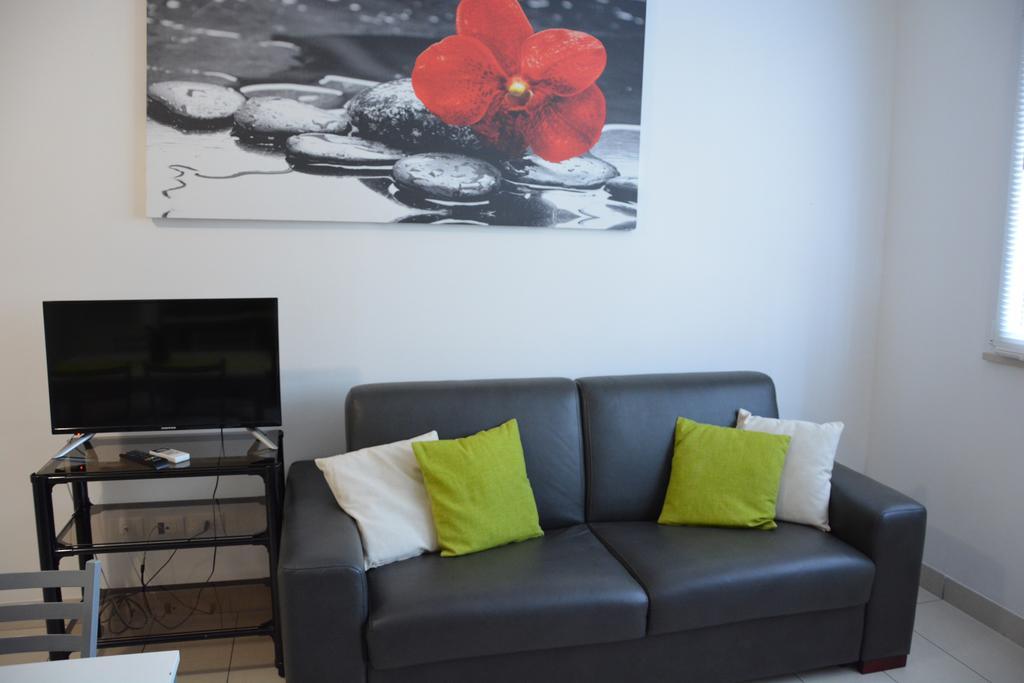 Aparthotel Green 2*
