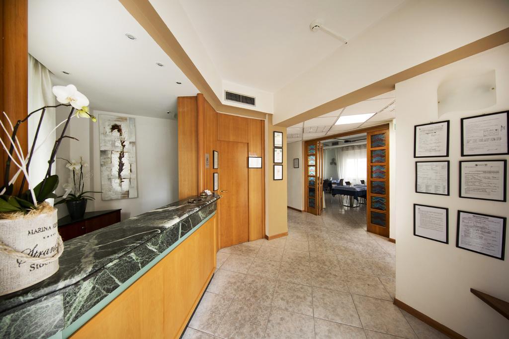 Hotel Marina Bay 3*