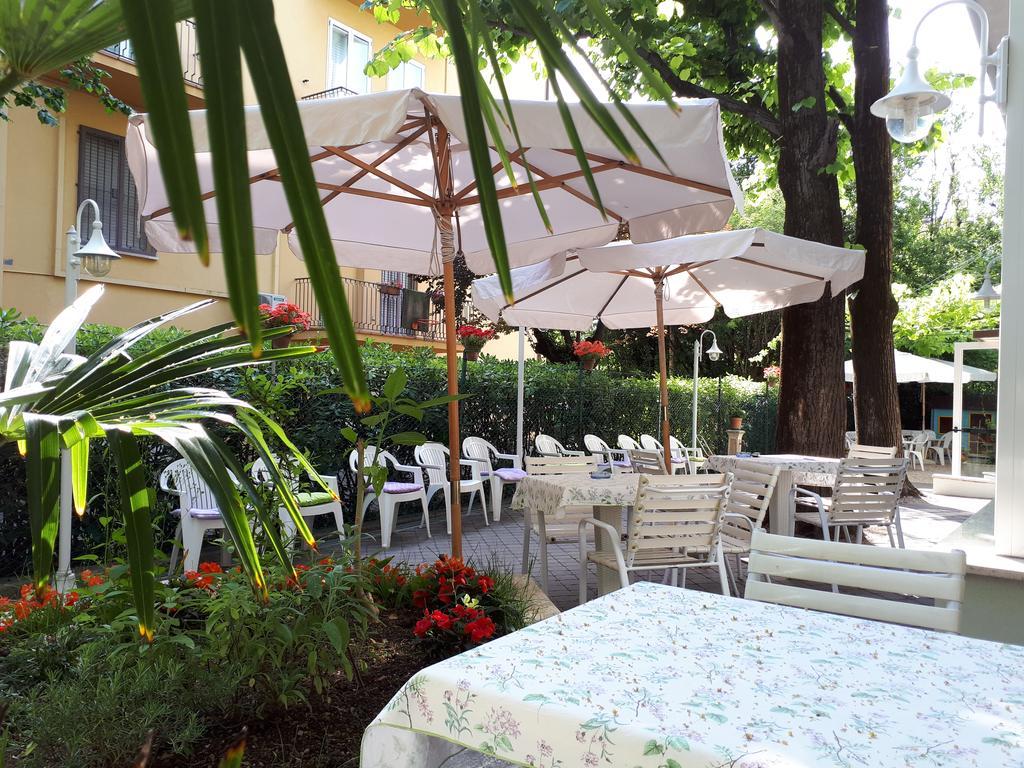 Hotel Capri 2*