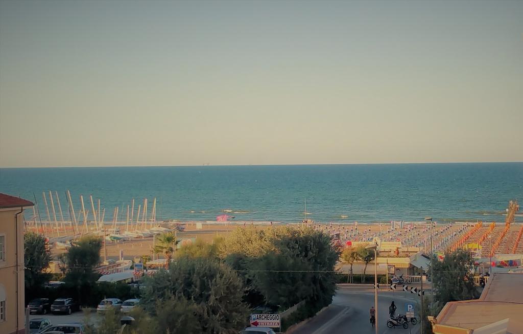 Hot N' Fun Berna Hotel Rimini