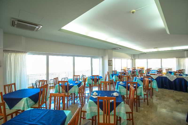 Carnaby 3* Rimini