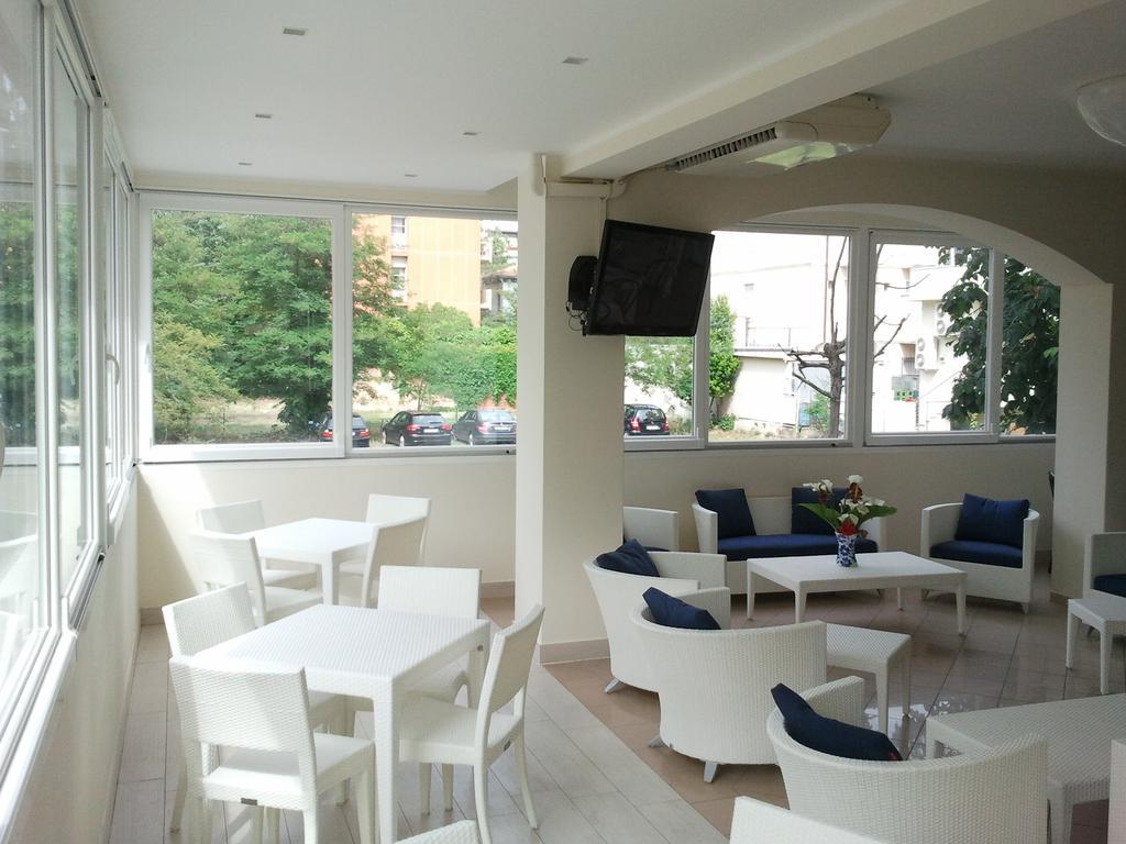 Mini Hotel