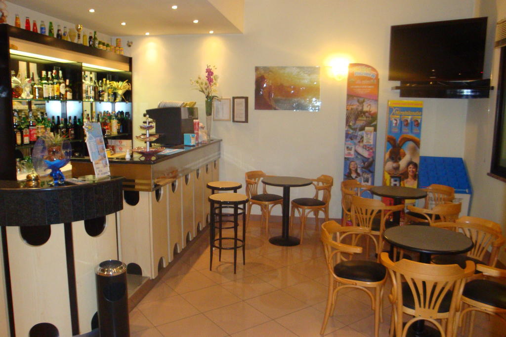 Vela Azzurra Hotel 2*