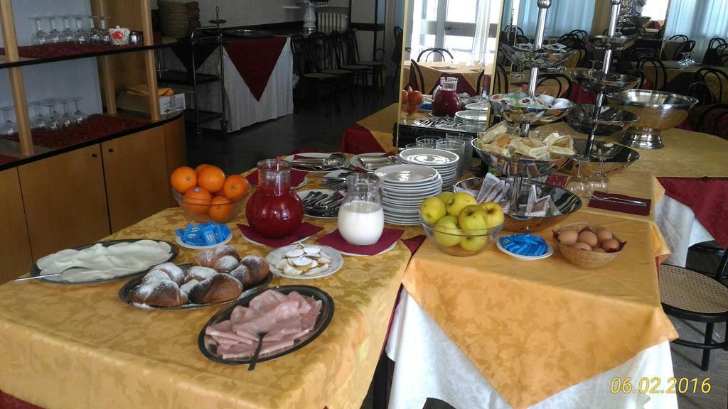 Hotel Sabbia D'oro Rimini