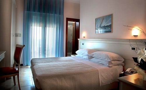 Hotel Zeus 3*