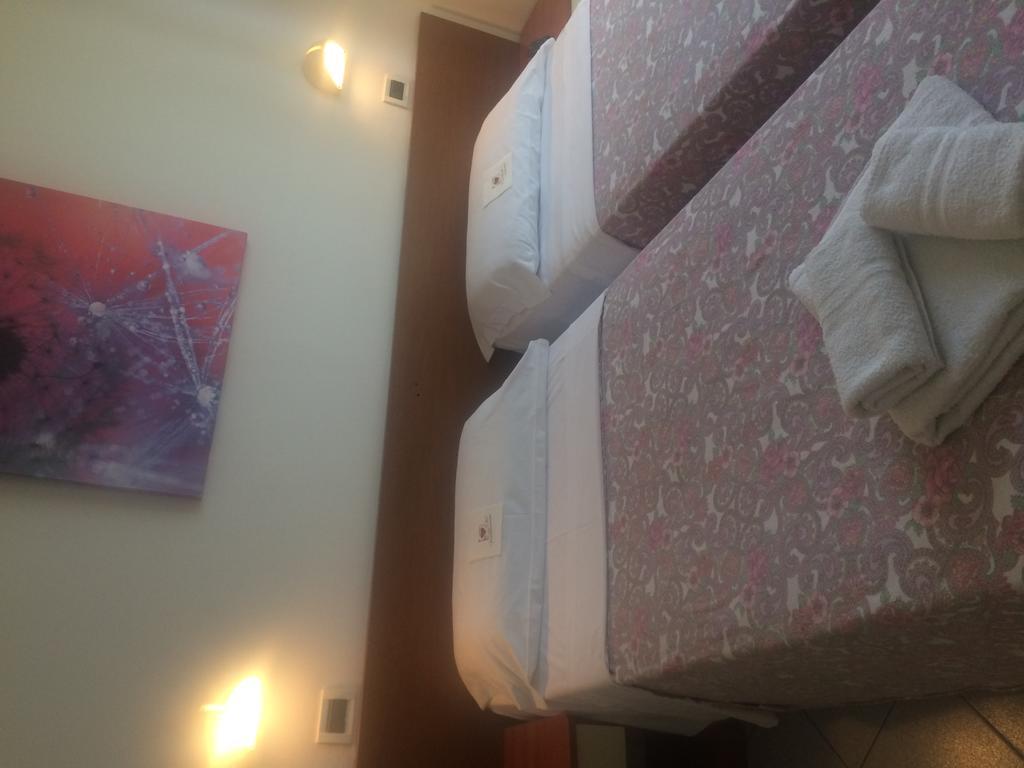 Hotel John Rimini