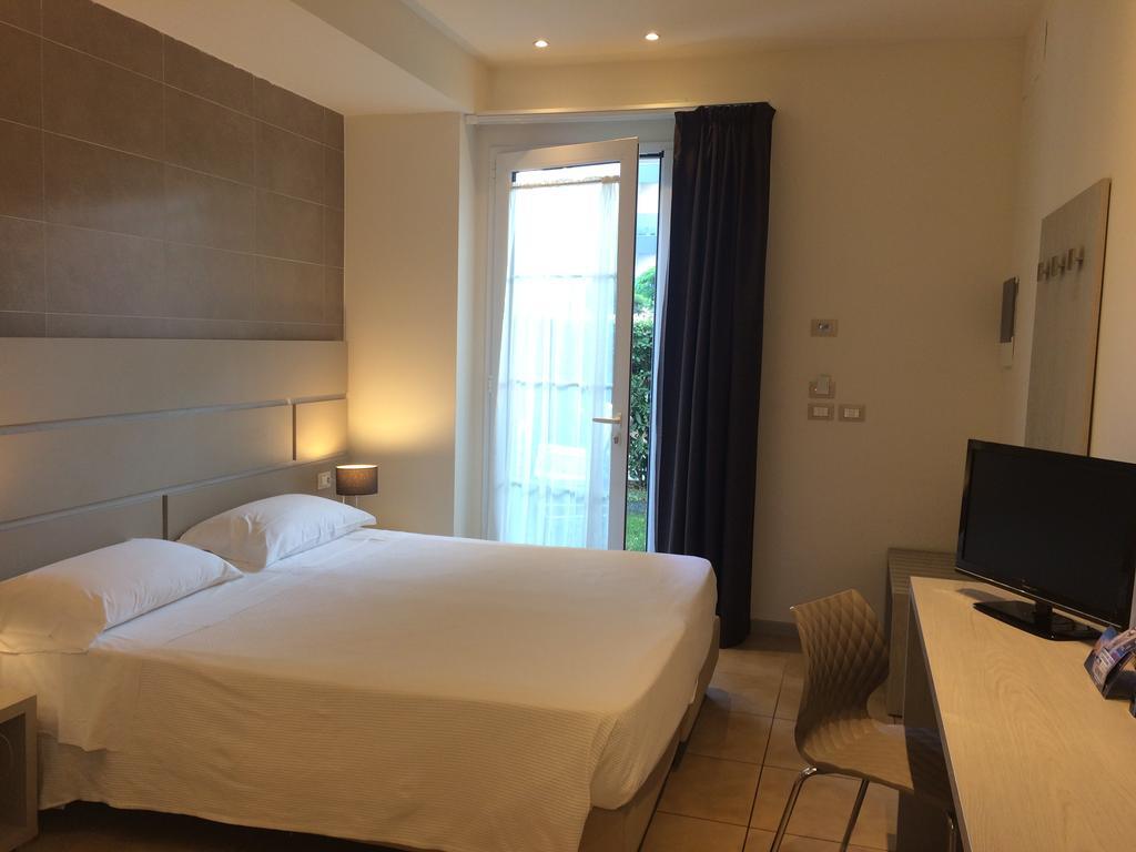 Accademia 3* Rimini