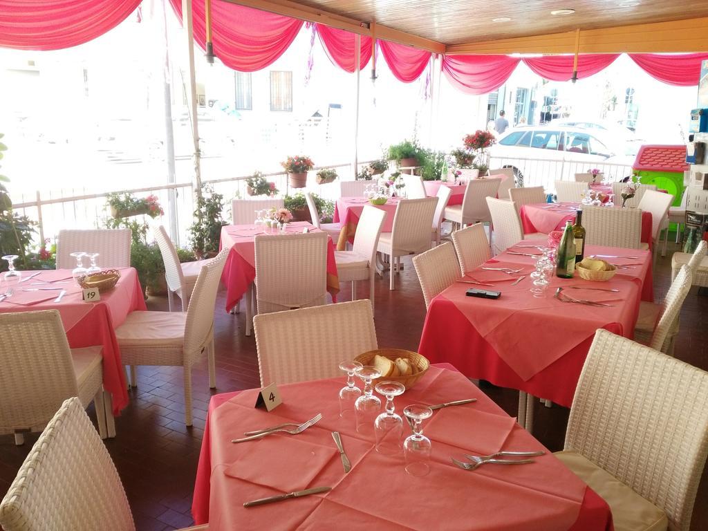 Simon Hotel Rimini
