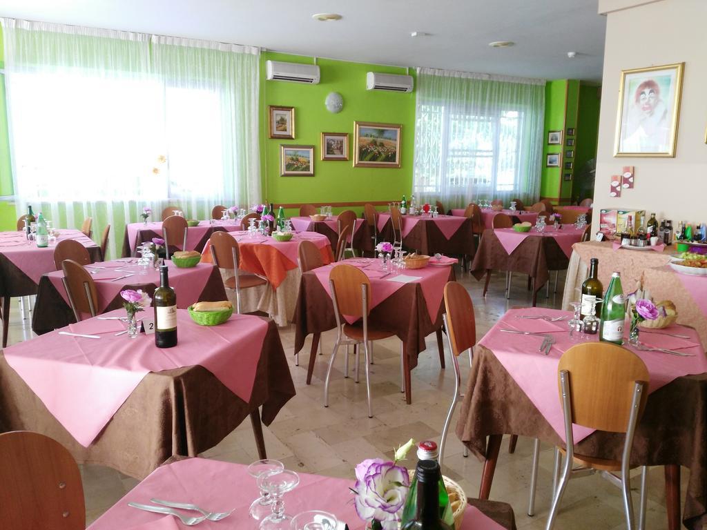 Hotel Simon 2*