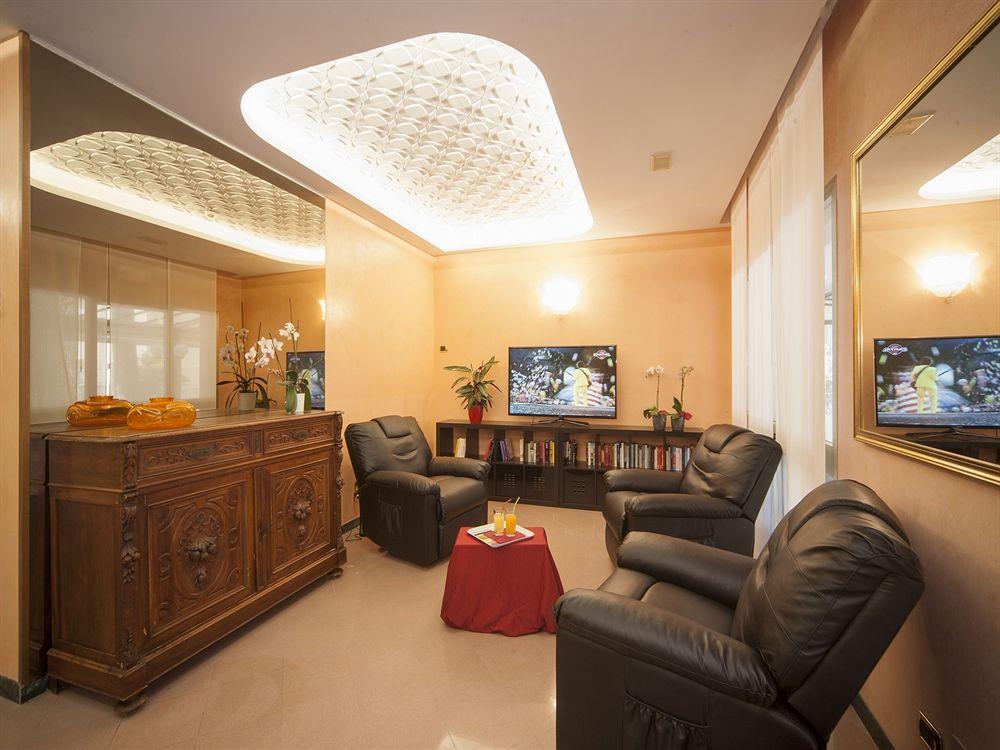 Hotel Manola
