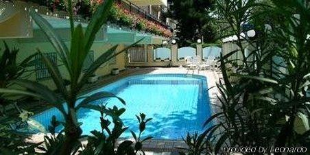 Artide Hotel 3*