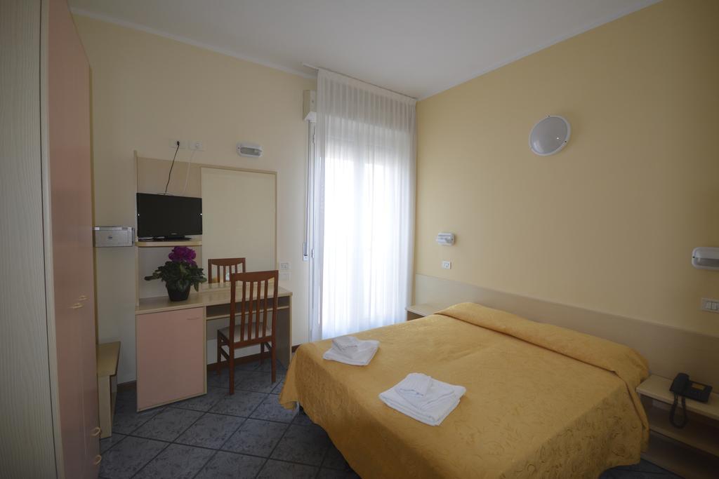 Hotel Corona Hotel