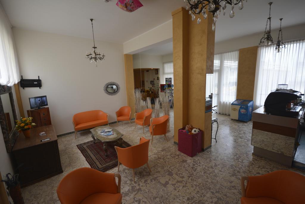 Hotel Corona Hotel 3*