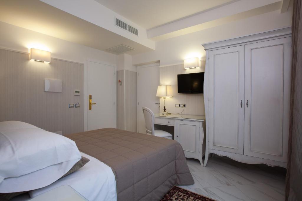 Hotel Del Mare Rimini